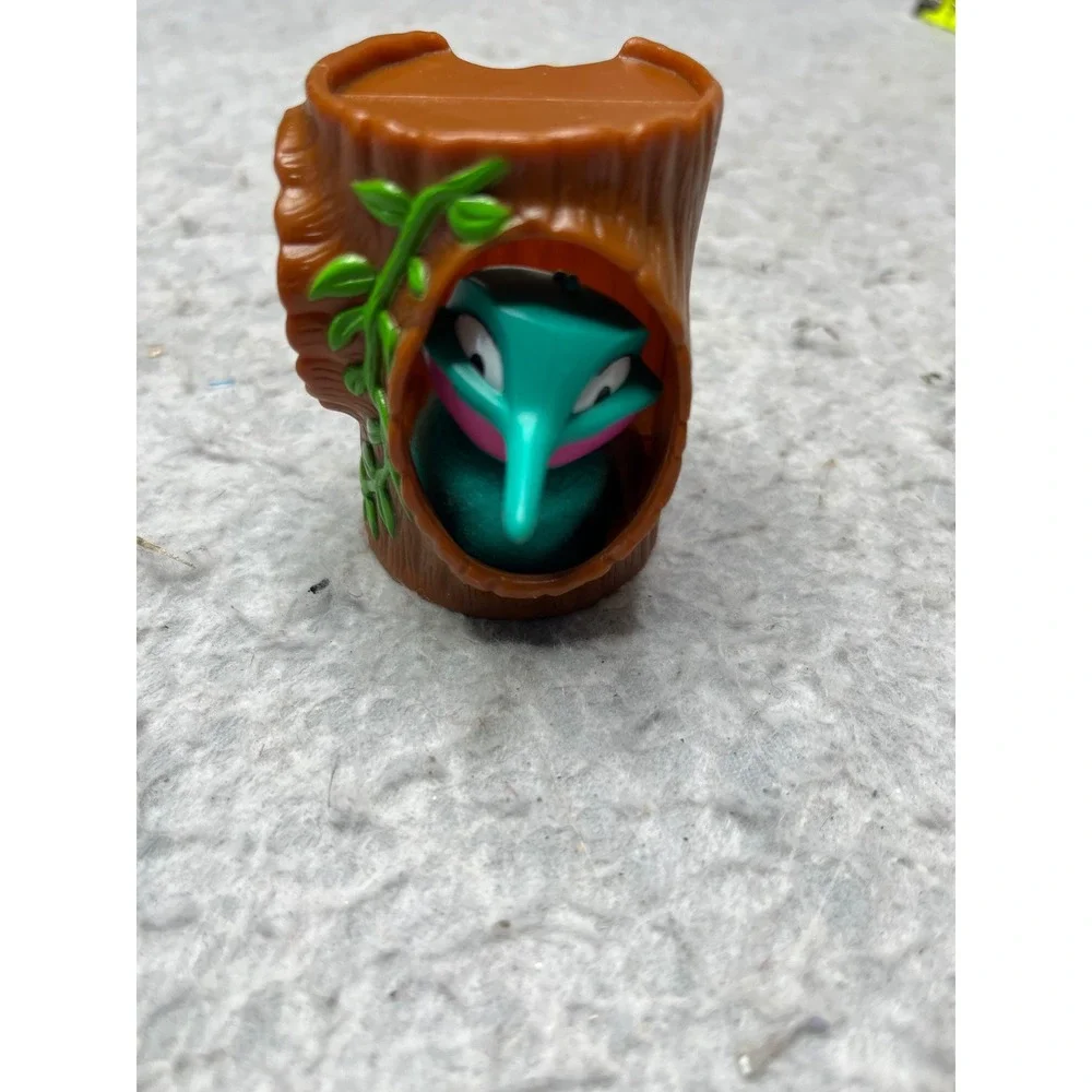 Vintage Disney Pocahontas Flit Hummingbird Burger King Kids Club Toy Figure 1995